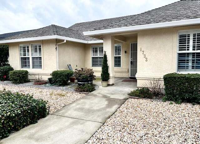 Property at 1733 Vera Cruz Trl, Redding, CA 96003, 2 beds, 2 baths