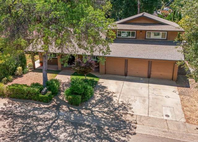 Property at 3428 Adams Ln, Redding, CA 96002, 3 beds, 2 baths