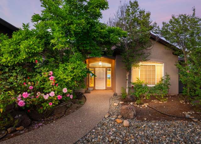 Property at 2965 Shadow Brook Ln, Redding, CA 96001, 3 beds, 2 baths