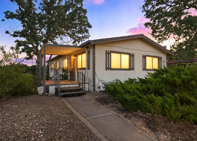 Property at 3757 Magnums Way, Redding, CA 96003, 2 beds, 2 baths