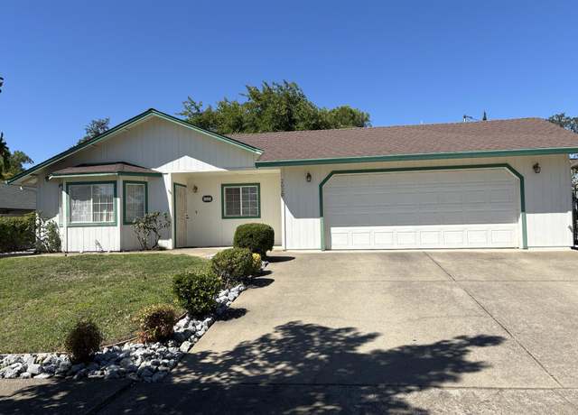 Property at 2020 Olive Ave, Redding, CA 96001, 3 beds, 2 baths