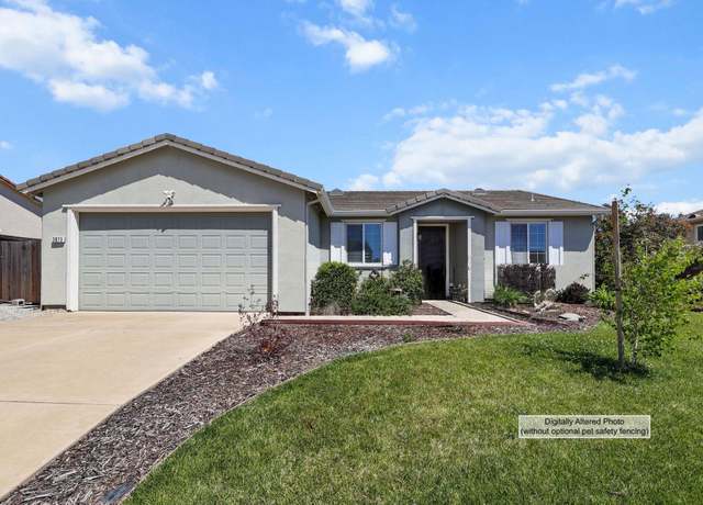 Property at 3873 Palm Springs Dr, Redding, CA 96002, 3 beds, 2 baths