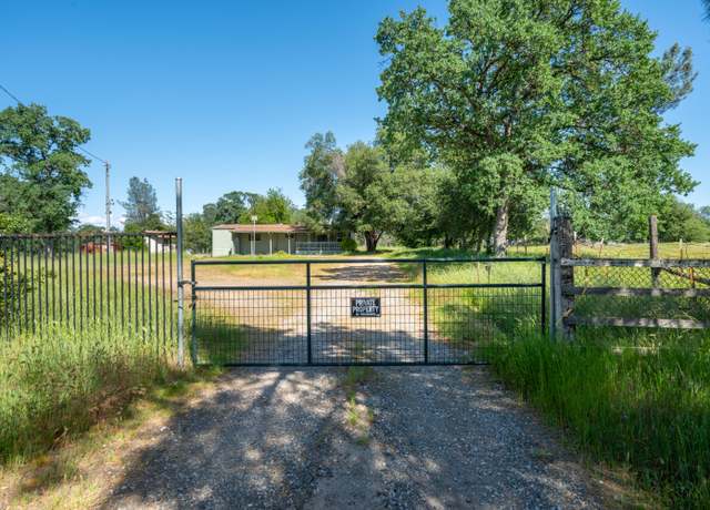Property at 16868 Bunny Ln, Anderson, CA 96007, 2 beds, 2 baths