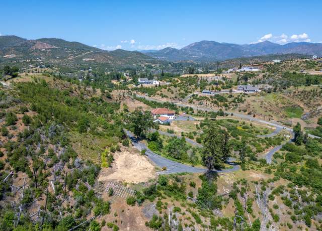 Property at 15691 Old Stage Coach Rd, Redding, CA 96001