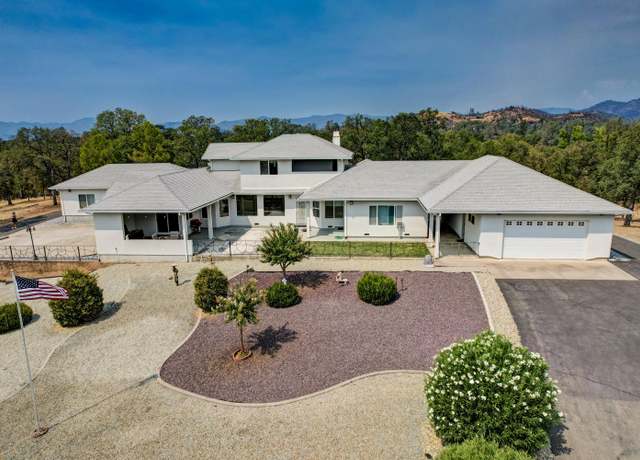 Property at 13204 Padani Dr, Redding, CA 96002, 3 beds, 2.5 baths