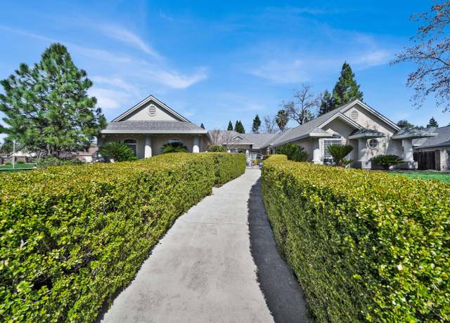 Property at 2608 La Rinconada Pl, Redding, CA 96002, 4 beds, 3.5 baths