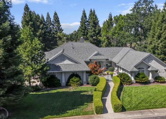 Property at 2608 La Rinconada Pl, Redding, CA 96002, 4 beds, 3.5 baths