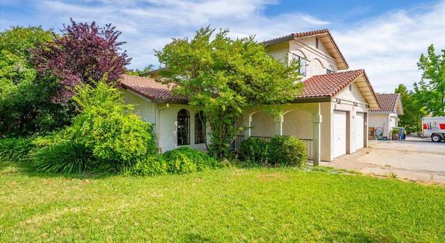 Photo of 711 Teakwood Dr, Redding, CA 96003