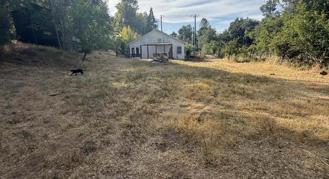 Photo of 3400 Beacon Dr, Anderson, CA 96007