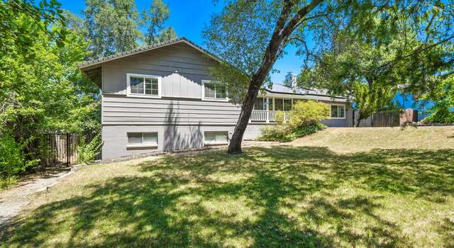 Photo of 1448 Carter Way, Redding, CA 96002