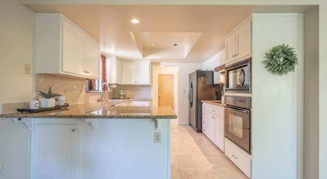 Photo of 1988 Mary Lake Dr, Redding, CA 96001