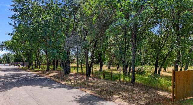 Photo of 2375 Marilyn Ave, Redding, CA 96002