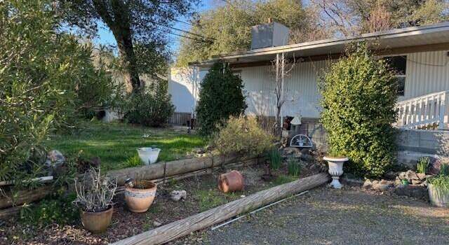 Photo of 1595 Branstetter Cir, Redding, CA 96001