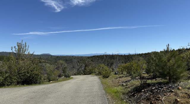 Photo of 16327 North St, Redding, CA 96001