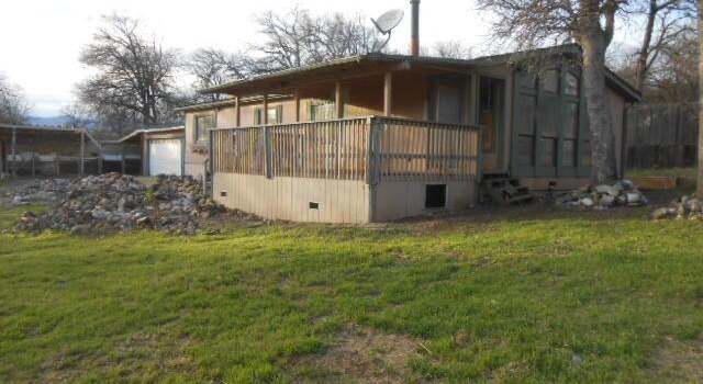 Photo of 1090 Crooked Oak Ln, Redding, CA 96003