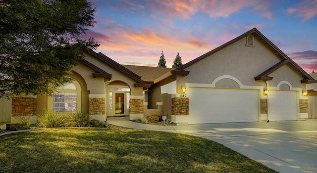 Photo of 580 Castenda Dr, Redding, CA 96003