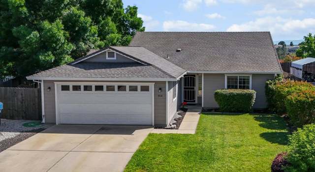 Photo of 910 Montcrest Dr, Redding, CA 96003