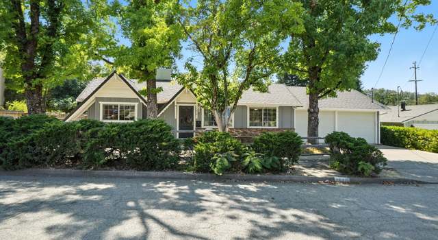 Photo of 1610 Pleasant St, Redding, CA 96001