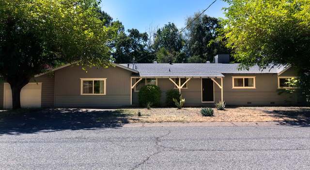 Photo of 5080 Debbie Ln, Redding, CA 96002