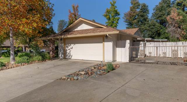 Photo of 1005 Belcrest Dr, Redding, CA 96003