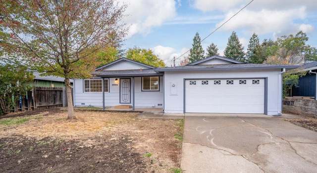 Photo of 2555 Wilson Ave, Redding, CA 96002