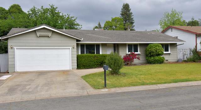 Photo of 1280 Dominion Dr, Redding, CA 96002