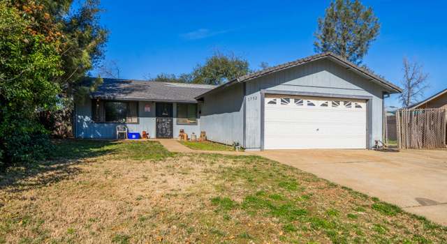 Photo of 1752 Summerfield Ct, Redding, CA 96002