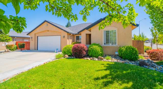 Photo of 701 Rogue River Way, Redding, CA 96003