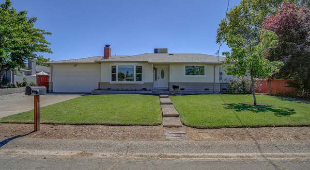 Photo of 2535 Hawn Ave, Redding, CA 96002