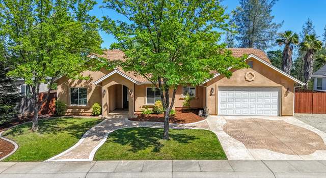 Photo of 4551 Nantucket Dr, Redding, CA 96001