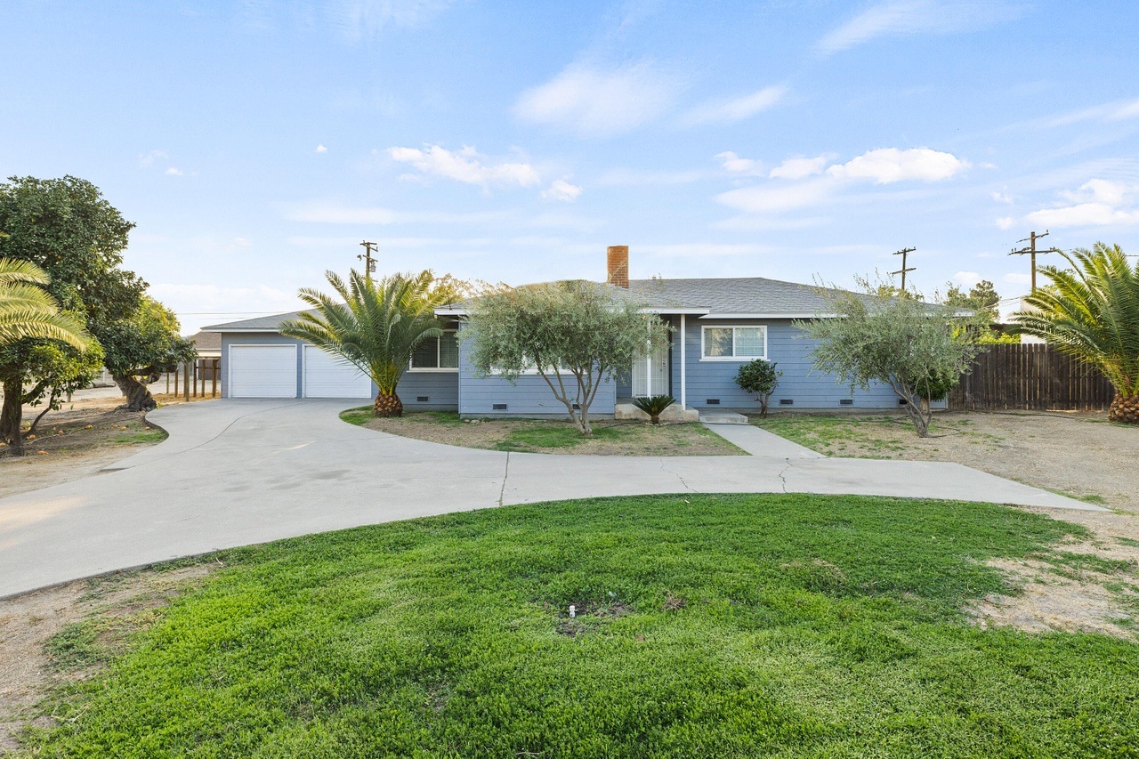 10720 14th Ave Ave, Hanford, CA 93230 | MLS# 226282 | Redfin