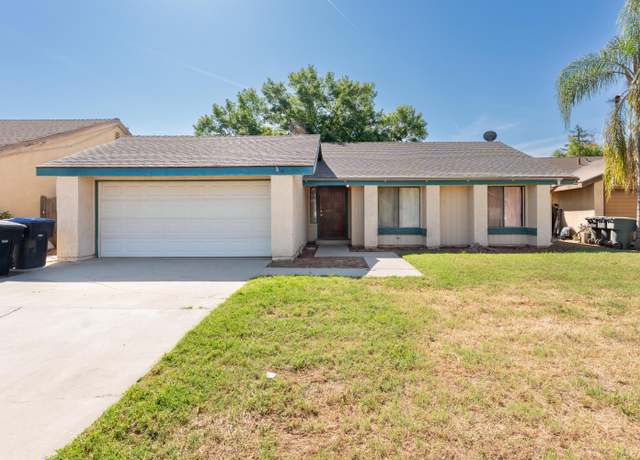 Property at 1930 E Andrea Ct, Visalia, CA 93292, 3 beds, 2 baths