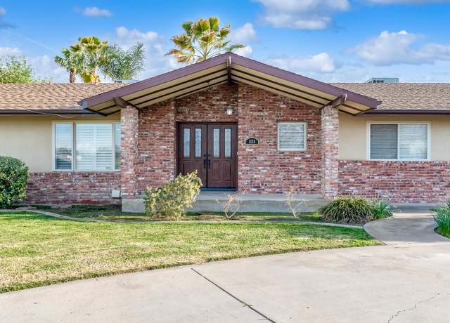 Property at 1135 Zumwalt Ave, Tulare, CA 93274, 4 beds, 3.5 baths