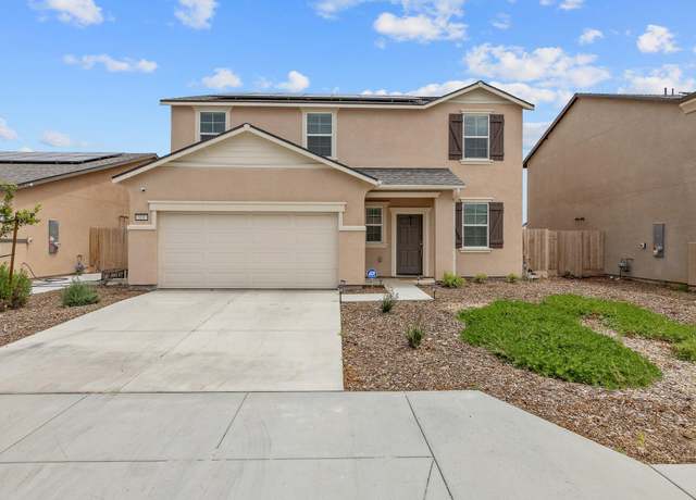 Property at 920 Maricopa St, Tulare, CA 93274, 5 beds, 3 baths