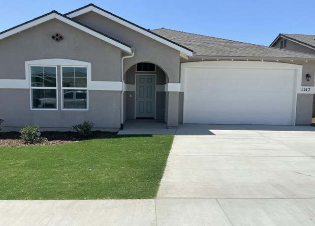 Property at 1147 S Mesa Oak St, Porterville, CA 93257, 3 beds, 2 baths