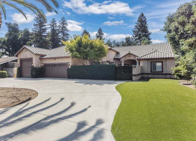 Property at 15151 E Lipson St, Visalia, CA 93292, 4 beds, 3.5 baths