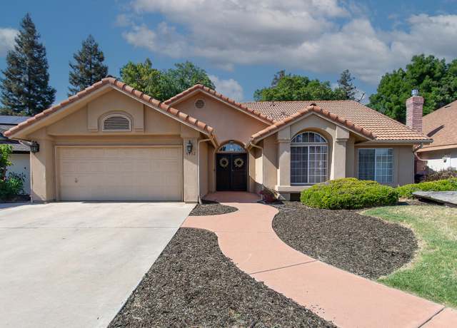 Property at 4932 W Leighson Ave, Visalia, CA 93291, 3 beds, 2 baths