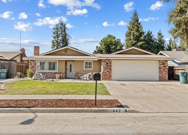Property at 1842 Plymouth Ave, Tulare, CA 93274, 3 beds, 2 baths