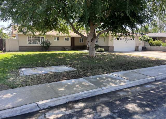 Property at 1026 N Westside St, Porterville, CA 93257, 3 beds, 2 baths