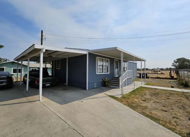 Property at 2710 Brokaw Ave, Corcoran, CA 93212, 5 beds, 3 baths