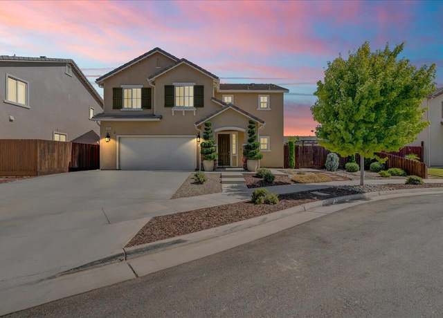 Property at 4425 W Oriole Ct, Visalia, CA 93291, 4 beds, 2.5 baths