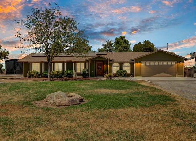 Property at 36705 Rd 144, Visalia, CA 93292, 4 beds, 2 baths