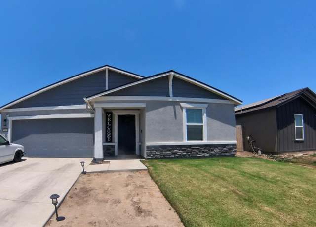 Property at 2102 Piedmont Ave, Tulare, CA 93274, 4 beds, 3 baths