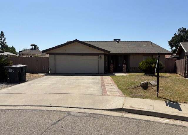 Property at 1607 S Sowell Ct, Visalia, CA 93277, 3 beds, 2 baths