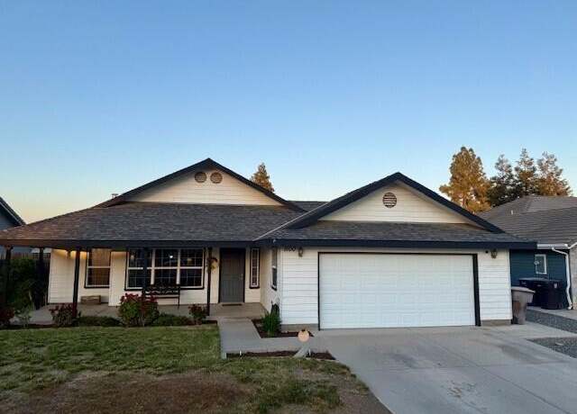 Property at 1100 N Greenwood St, Tulare, CA 93274, 3 beds, 2 baths