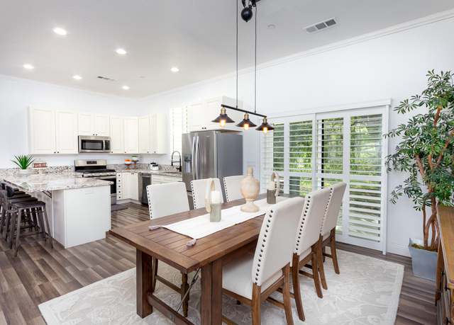Property at 41937 Black Oak Dr, Three Rivers, CA 93271, 4 beds, 3 baths