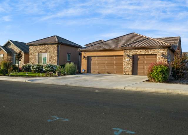 Property at 1890 Tamworth Ave, Tulare, CA 93274, 4 beds, 3 baths