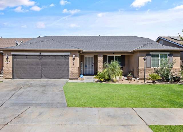 Property at 560 Hall St, Tulare, CA 93274, 3 beds, 2 baths