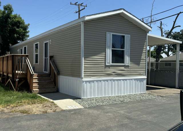 Property at 820 S Chinowth Rd #80, Visalia, CA 93277, 2 beds, 1 bath