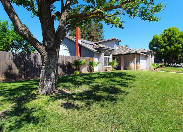 Property at 210 Hampton Ct, Exeter, CA 93221, 4 beds, 2.5 baths